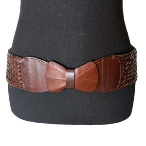 YIK FUNG Brown Leather Bow Front Elastic Snap Belt Wide Braided Vintage Y2K